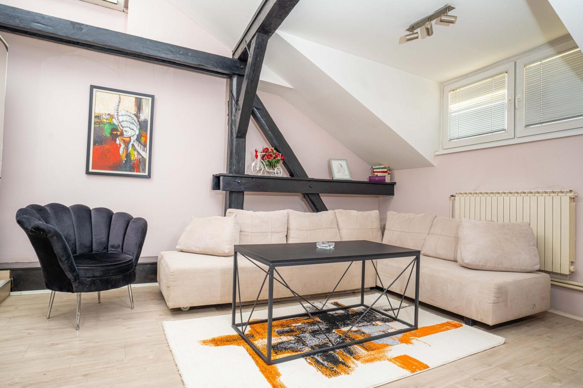 He-Ra Apartments With Free Parking سكوبجي المظهر الخارجي الصورة