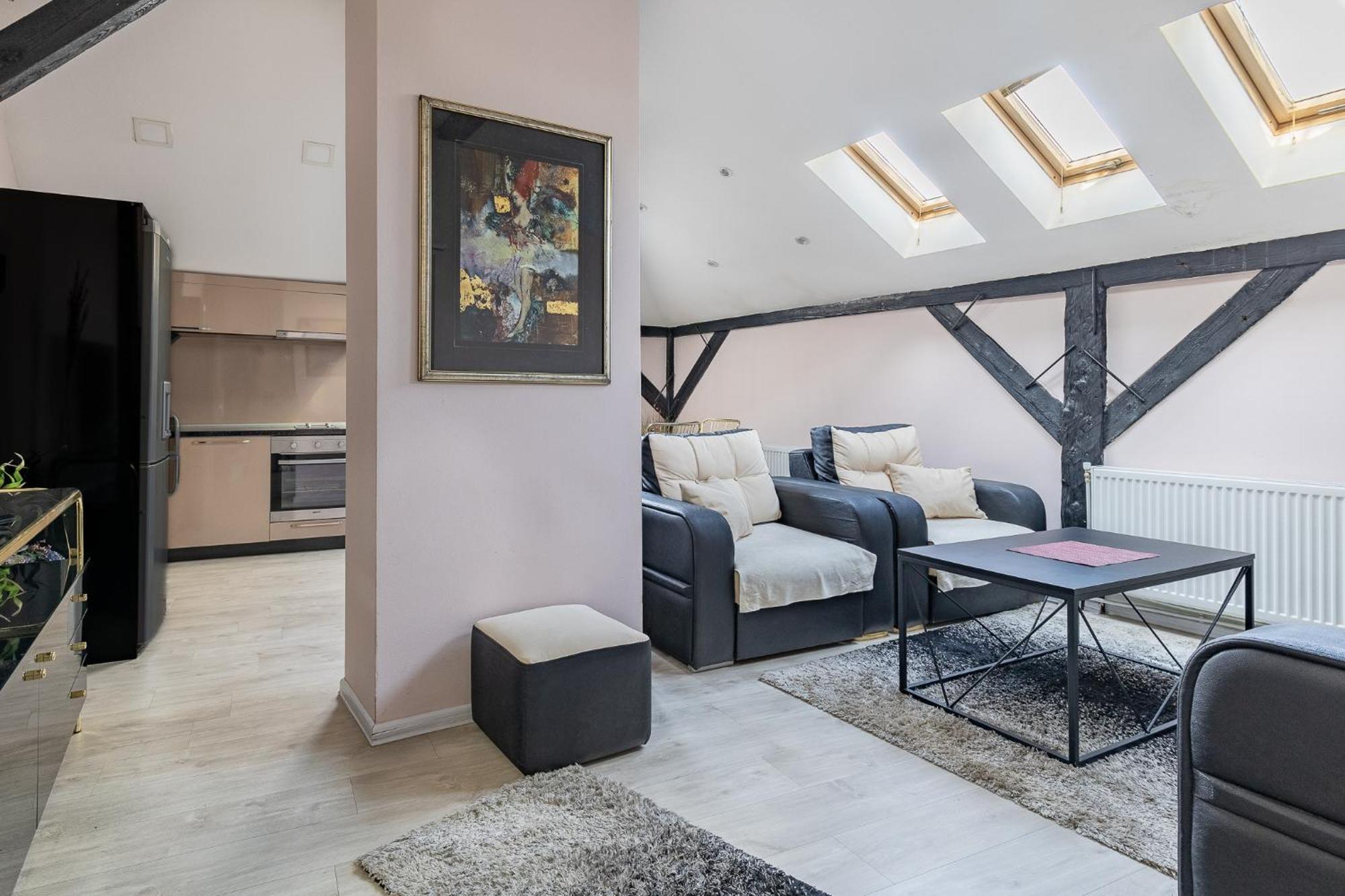 He-Ra Apartments With Free Parking سكوبجي المظهر الخارجي الصورة